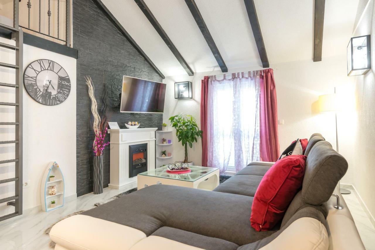 Tranquility And Nature In 4 Bedroom With Sea View Mokošica Exterior foto