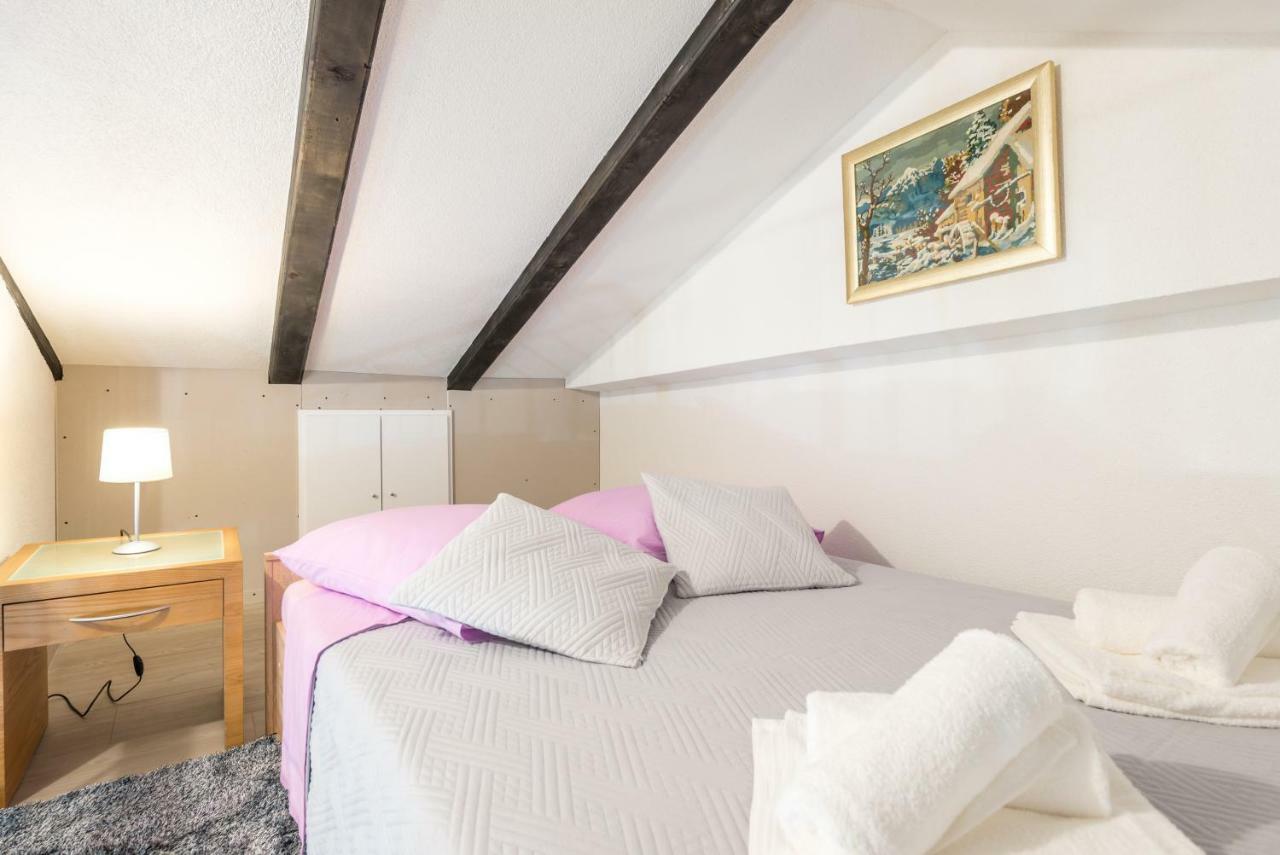 Tranquility And Nature In 4 Bedroom With Sea View Mokošica Exterior foto