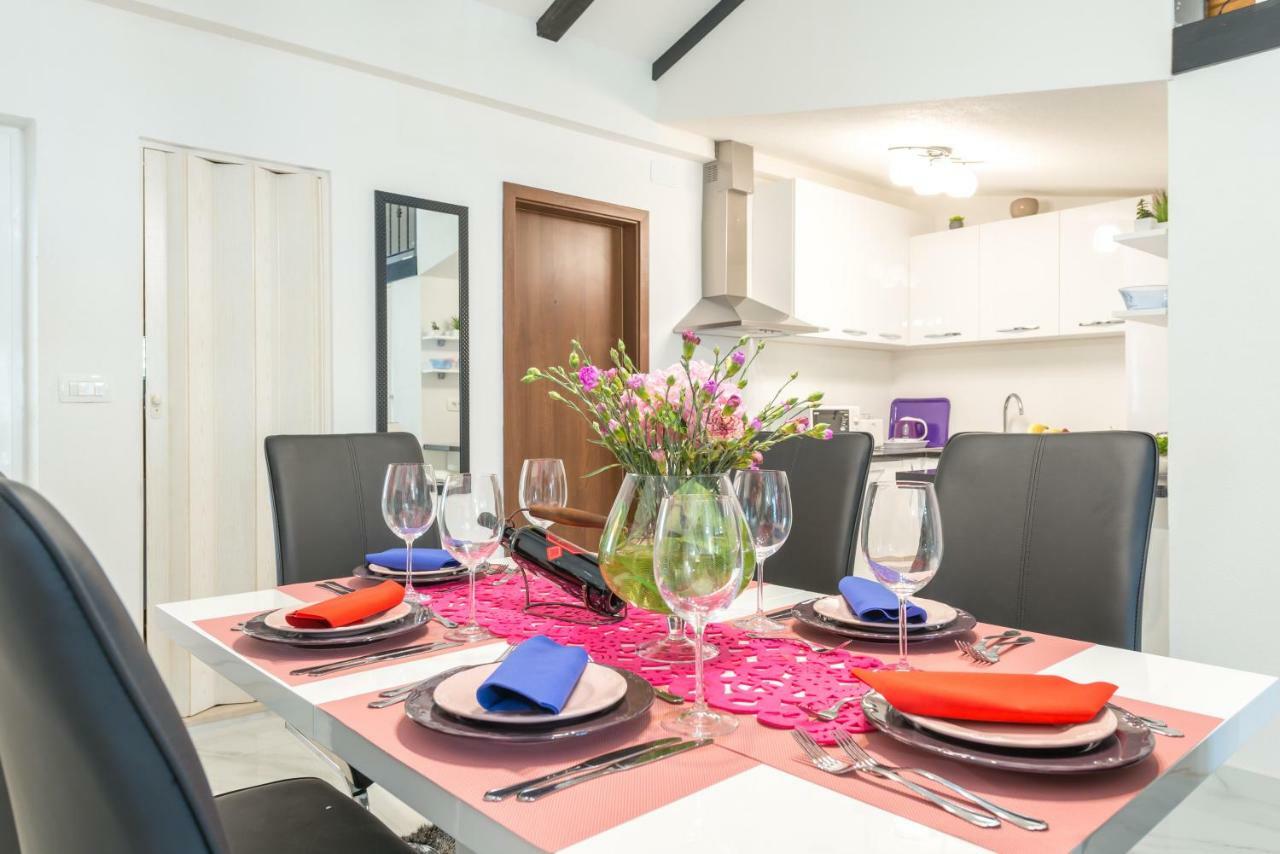 Tranquility And Nature In 4 Bedroom With Sea View Mokošica Exterior foto
