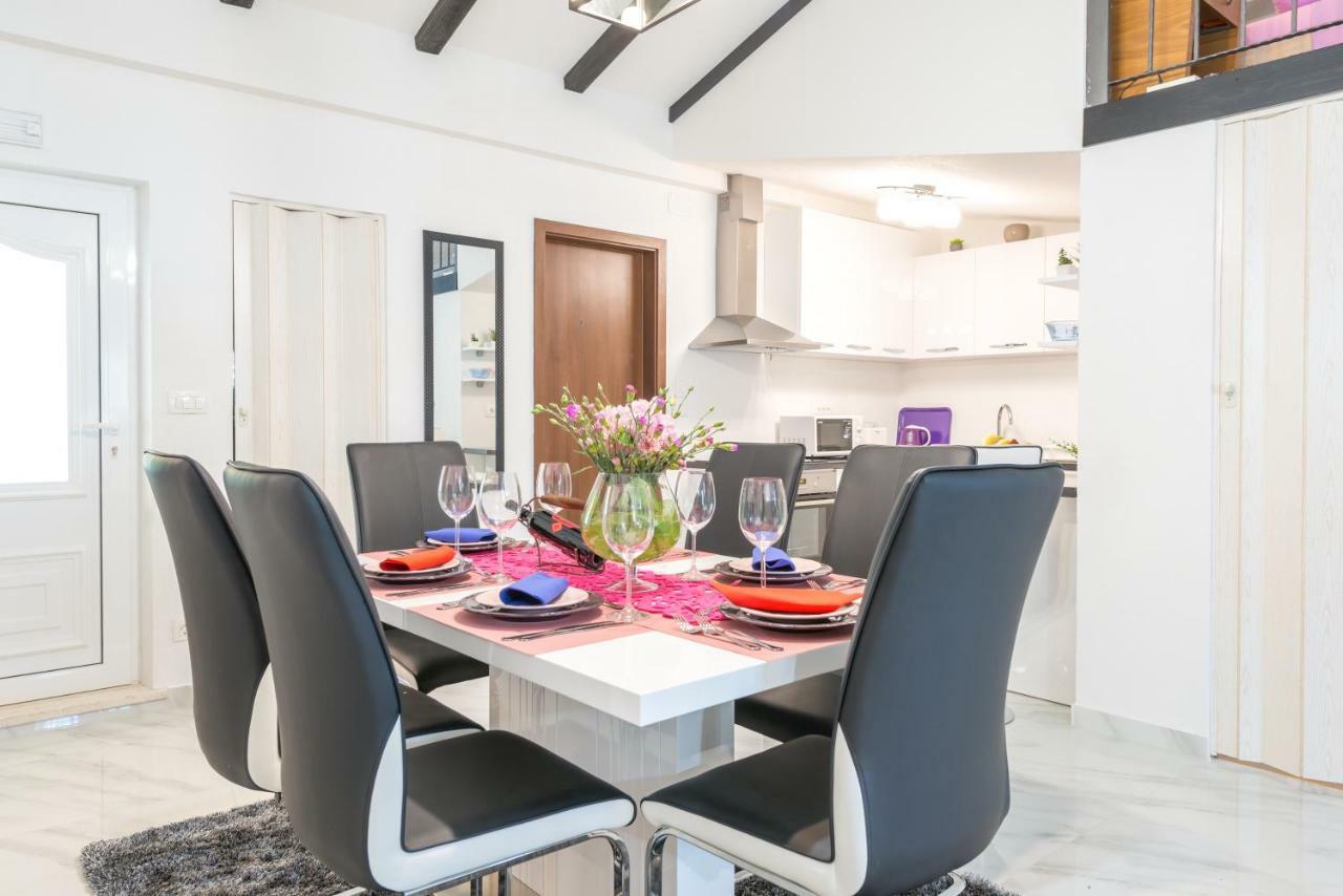 Tranquility And Nature In 4 Bedroom With Sea View Mokošica Exterior foto